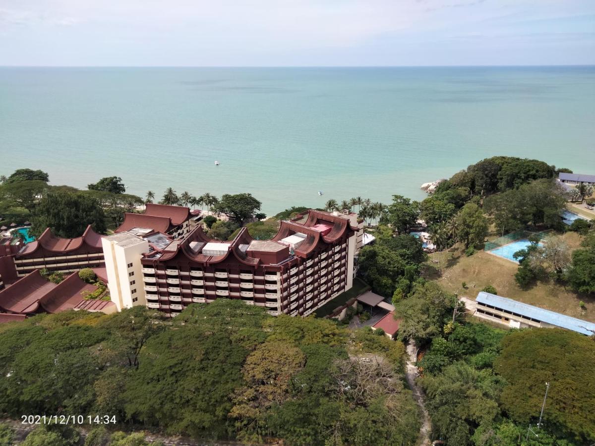 Airbnb At Sri Sayang Batu Ferringhi Beach Exterior foto