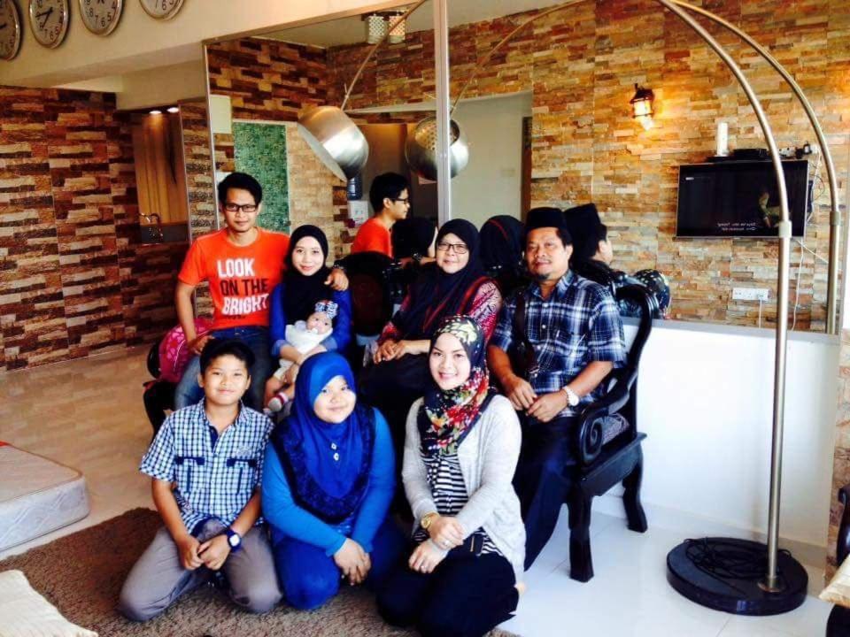 Airbnb At Sri Sayang Batu Ferringhi Beach Exterior foto