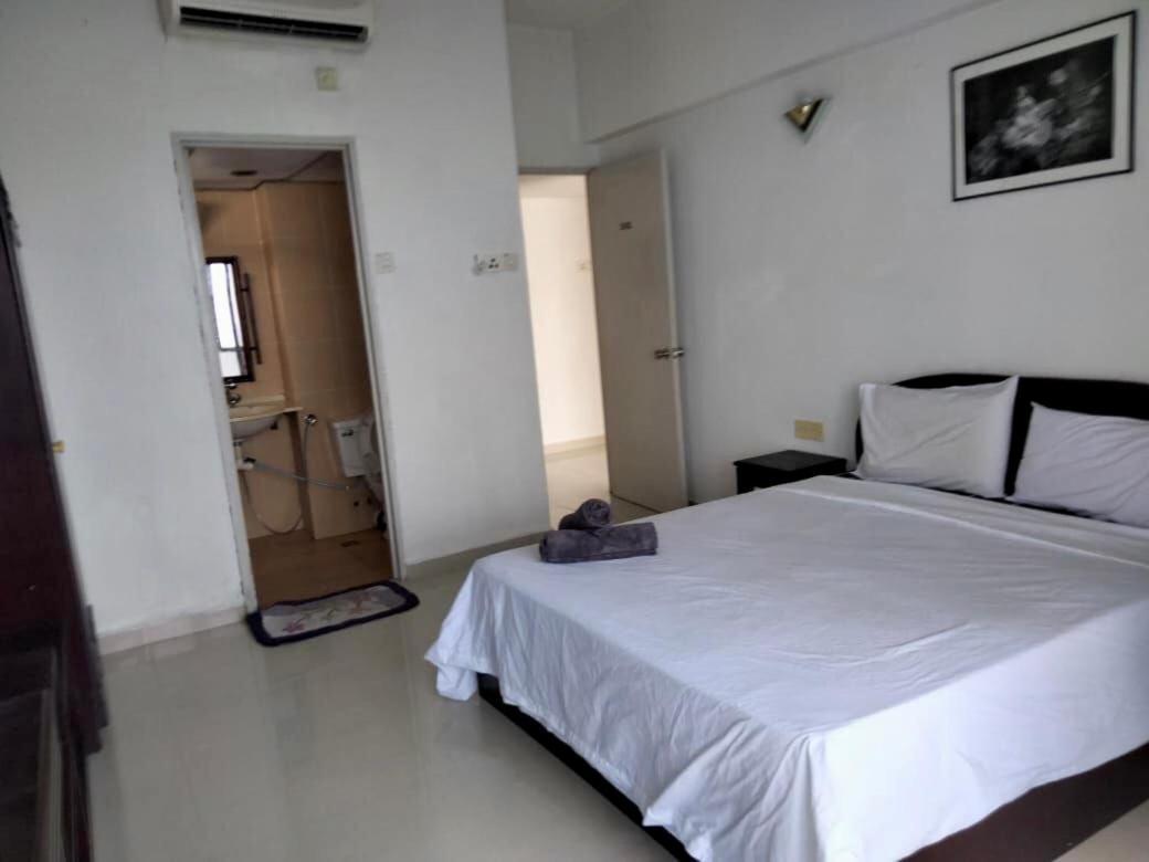 Airbnb At Sri Sayang Batu Ferringhi Beach Exterior foto
